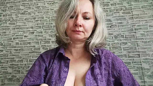 EdithManning online show from 09-29-25, 06:31