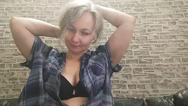 EdithManning online show from 11-12-25, 07:45