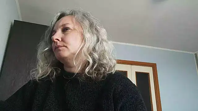 EdithManning online show from 05-03-26, 06:29