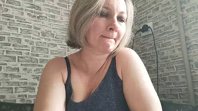 EdithManning online show from 02-23-25, 06:49