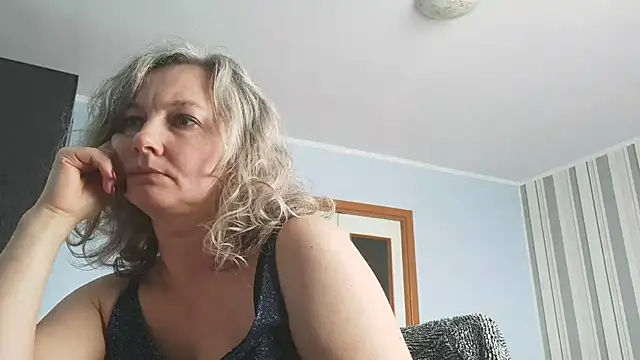 EdithManning online show from 02-16-26, 07:51