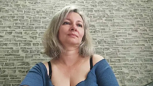 EdithManning online show from 09-18-25, 05:10