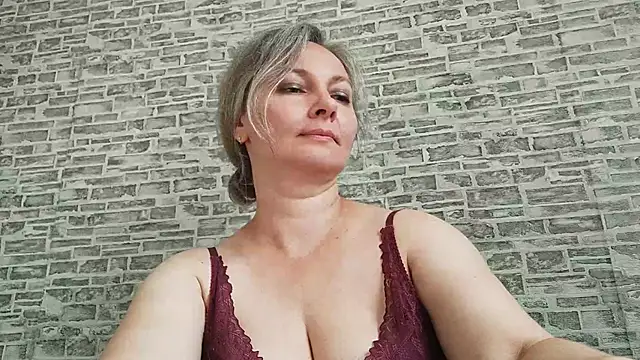 EdithManning online show from 09-09-25, 06:01