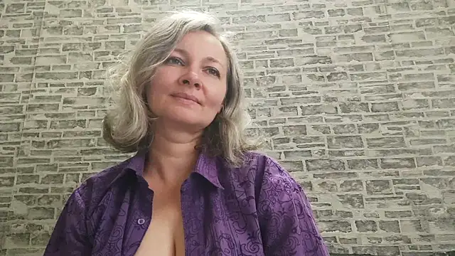 EdithManning online show from 10-08-25, 05:20