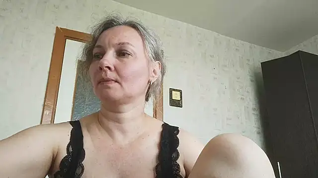 EdithManning online show from 06-25-26, 07:35