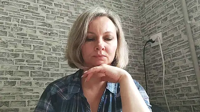 EdithManning online show from 03-21-25, 08:06