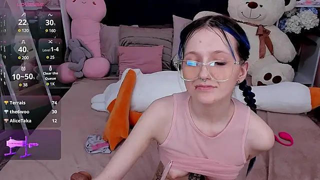 MiaKarlos online show from 03-22-25, 07:15