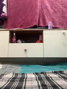 abyusif101099 online show from 02-27-26, 08:52