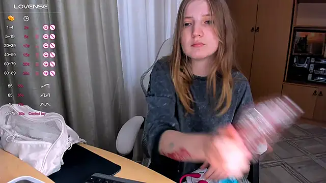 princessaalicc online show from 10-11-25, 07:42