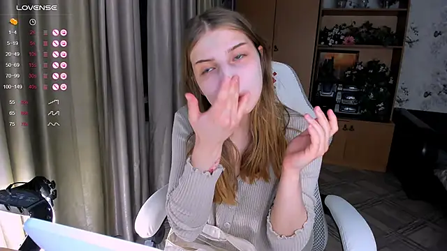 princessaalicc online show from 09-29-25, 03:17