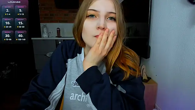 princessaalicc online show from 02-28-25, 12:31