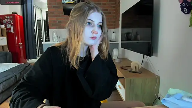 princessaalicc online show from 02-08-25, 02:15