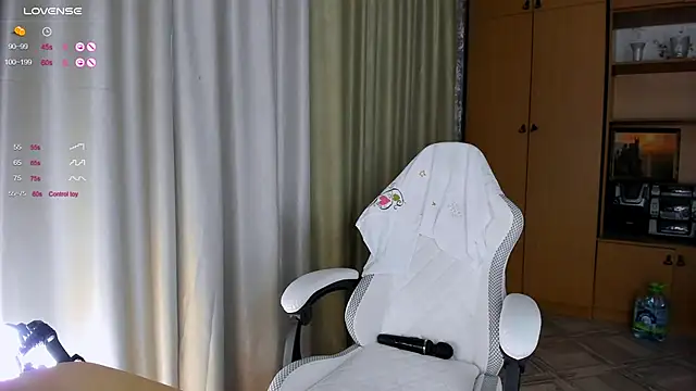 princessaalicc online show from 11-12-25, 01:15