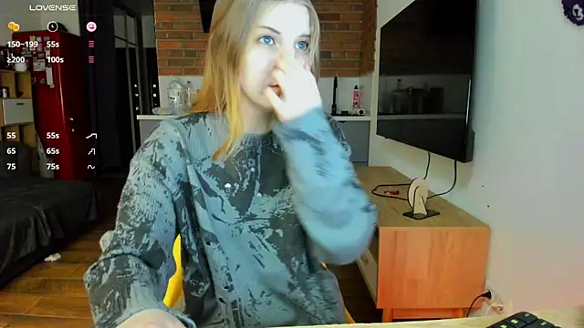 princessaalicc online show from 02-06-25, 12:22