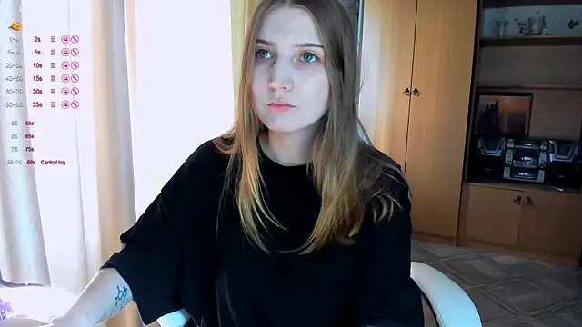 princessaalicc online show from 10-22-25, 09:20