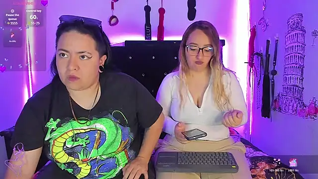 katieeandsharonn online show from 06-11-26, 01:19