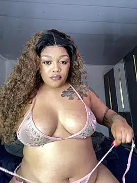 Snapshot of Naughty-Mel chatting on 10-20-25, 06:15 Naughty-Mel online show from 10-20-25, 06:15