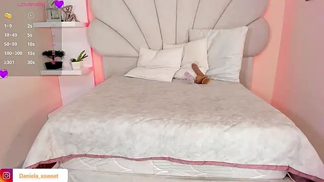 Snapshot of SexyValeriaa chatting on 07-08-26, 06:03 SexyValeriaa online show from 07-08-26, 06:03