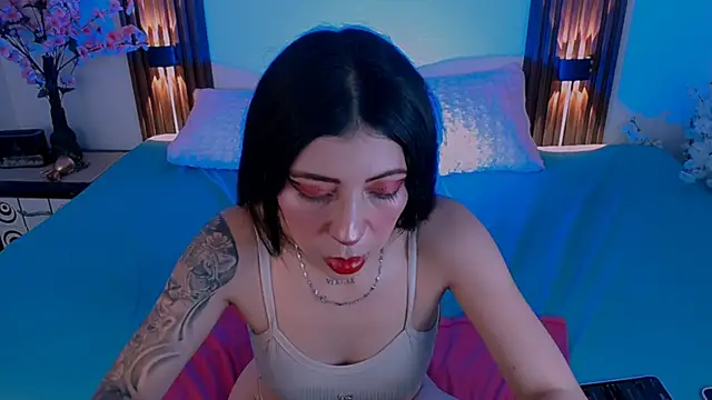 Snapshot of AmyHE chatting on 03-01-26, 11:10 AmyHE online show from 03-01-26, 11:10