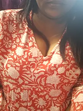 Hot-Anuska online show from 12-01-25, 10:16