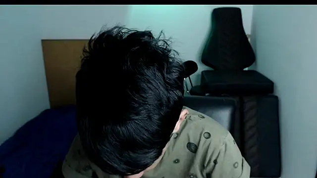 Snapshot of Zack_Kingg chatting on 02-26-26, 03:45 Zack Kingg online show from 02-26-26, 03:45