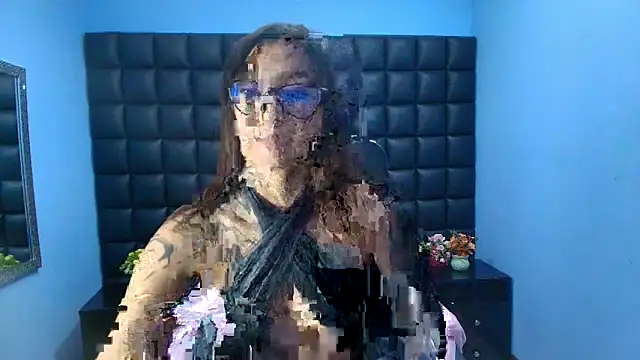 Miaa Thopmson online show from 11-27-25, 07:47