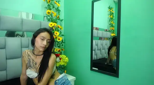 Snapshot of Miaa_Thopmson chatting on 03-01-25, 09:40 Miaa Thopmson online show from 03-01-25, 09:40