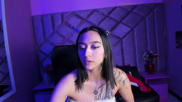 Snapshot of Miaa_Thopmson chatting on 09-09-25, 02:32 Miaa Thopmson online show from 09-09-25, 02:32