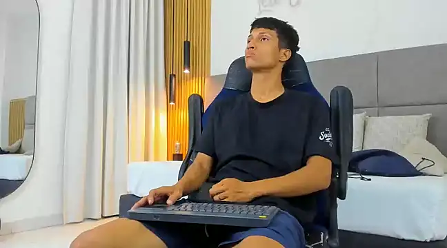 wolf james123 online show from 02-01-25, 02:16