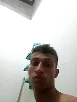 wolf james123 online show from 03-01-25, 06:54