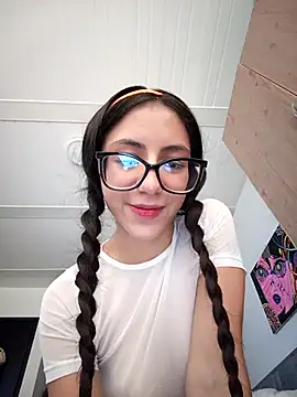 MissAfroditha online show from 11-30-25, 10:10