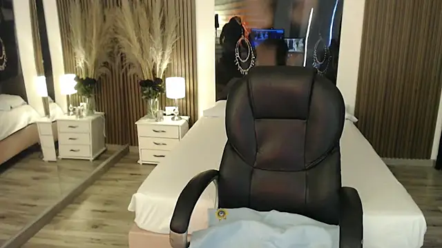 Snapshot of Sam_mansson66 chatting on 09-25-25, 02:23 Sam mansson66 online show from 09-25-25, 02:23