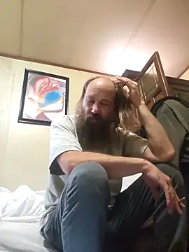 Beyond1978 online show from 11-25-25, 04:07