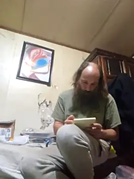 Beyond1978 online show from 12-20-25, 04:37