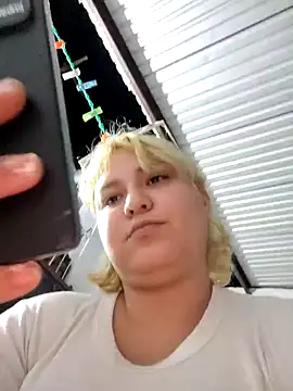 iDogrose21 online show from 12-14-25, 02:40