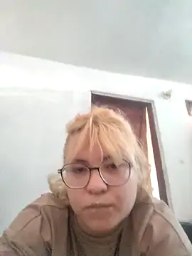 iDogrose21 online show from 12-20-25, 03:48