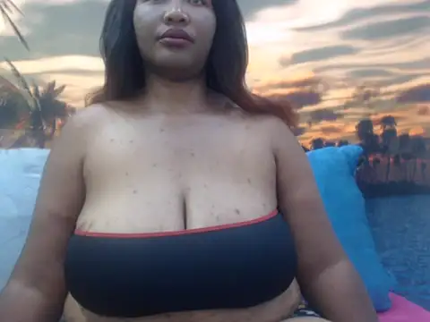 chubbydoll122 online show from 05-11-26, 04:59