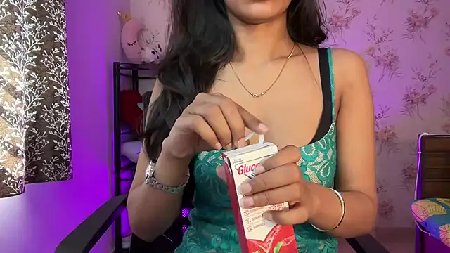 Snappy girl online show from 03-23-26, 08:25