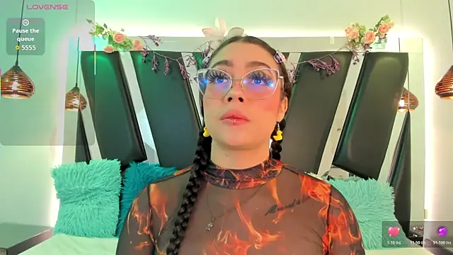 antonelllepiercee online show from 04-12-26, 11:35