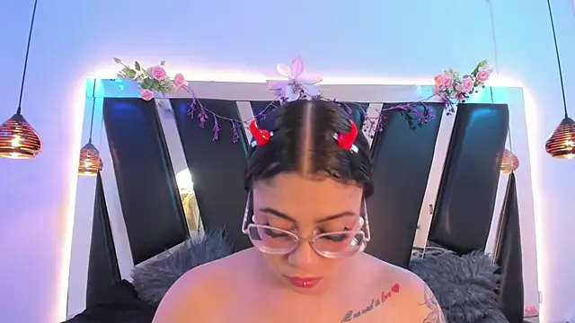 antonelllepiercee online show from 03-08-26, 11:13