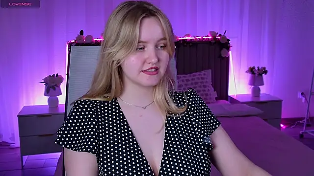 KellyPoter online show from 06-04-26, 07:24