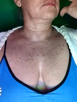 Kasandra Ho online show from 11-26-25, 01:49