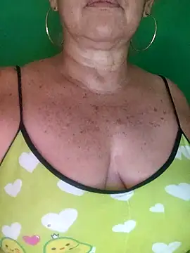 Kasandra Ho online show from 11-22-25, 06:51