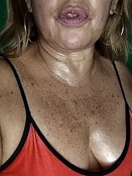 Kasandra Ho online show from 11-17-25, 06:45