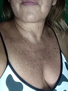 Kasandra Ho online show from 10-29-25, 01:37