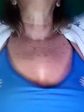 Kasandra Ho online show from 12-22-25, 07:41