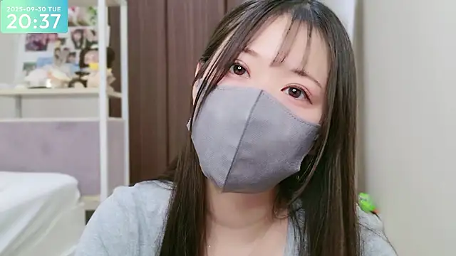 Snapshot of -SHIZUKU- chatting on 09-30-25, 11:38 -SHIZUKU- online show from 09-30-25, 11:38