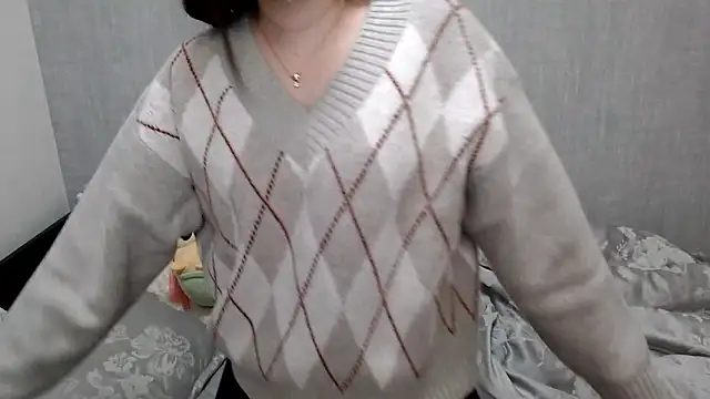 Snapshot of -SHIZUKU- chatting on 12-07-24, 12:40 -SHIZUKU- online show from 12-07-24, 12:40