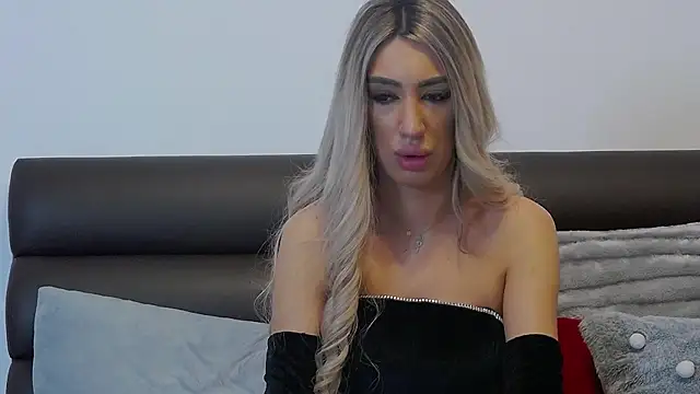 kaylaajo online show from 01-01-25, 12:00