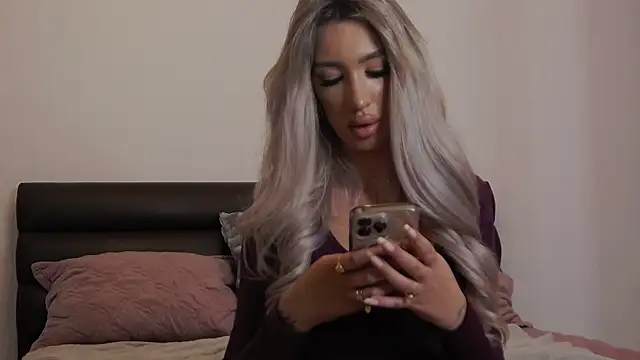 kaylaajo online show from 02-28-25, 01:47